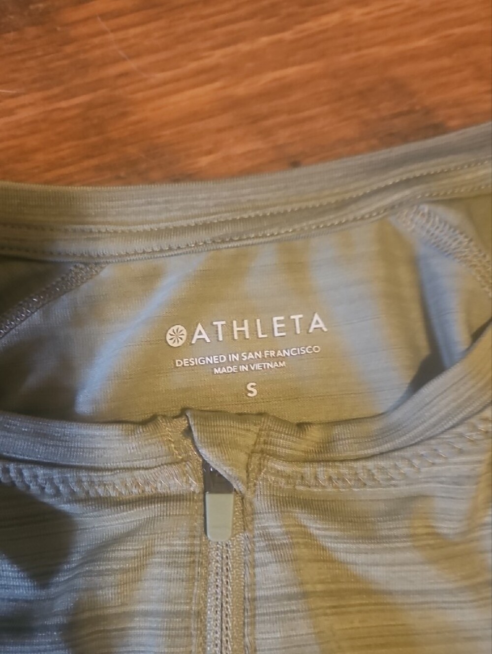 Athleta Olive Green Long Sleeve Performance Top - Picture 2 of 5